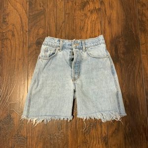 Revice cutoff midi short